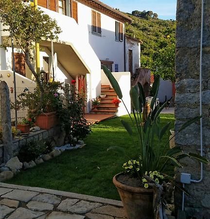 L'Ogliera Appartamenti Dell'Aia Pomonte Buitenkant foto